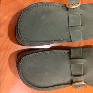 Birkenstock Green Leather clogs with Buckle